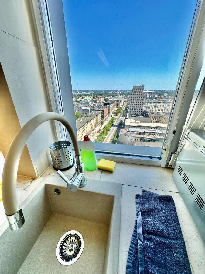 Sun Clima/Ac Metro X2 Fast Wifi 500 Mbs 70'Tv Netflix Appletv Hbo Apartment Warsaw Ngoại thất bức ảnh